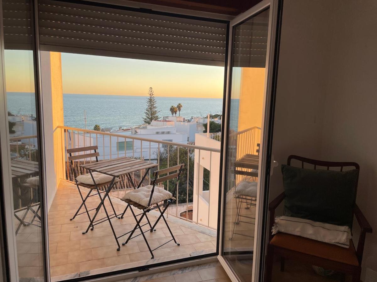 M&M'S Cosy Apartment - Sea View Luz Екстериор снимка