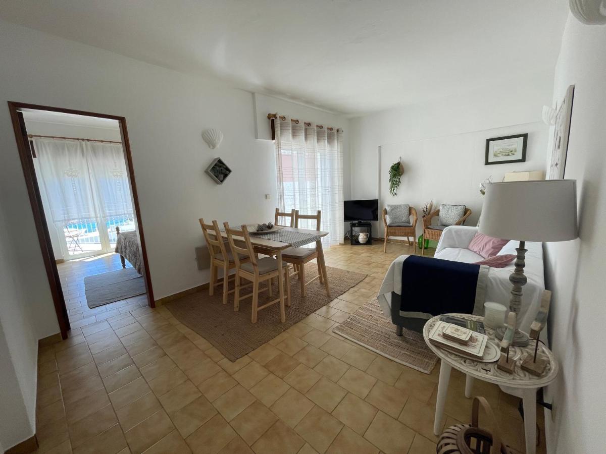 M&M'S Cosy Apartment - Sea View Luz Екстериор снимка