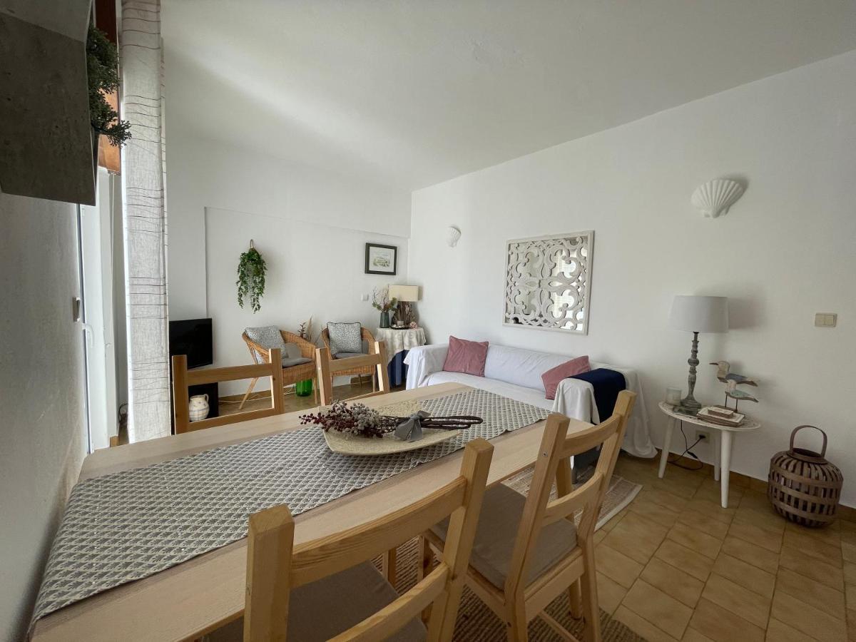 M&M'S Cosy Apartment - Sea View Luz Екстериор снимка